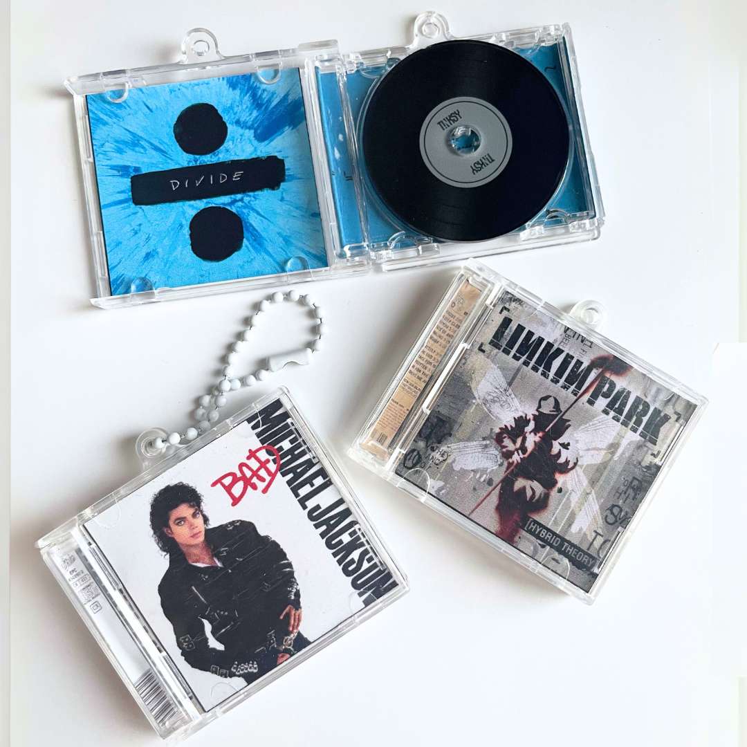 Mini Vinyl Album Keychain NFC